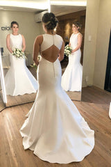 Minimalist Long Scoop Mermaid Ivory Wedding Dress with Cutout Minimalist Long Scoop Mermaid Ivory Wedding Dress with Cutout