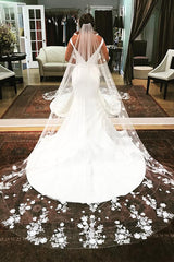 Long Mermaid V-Neck White Wedding Dress with Train Long Mermaid V-Neck White Wedding Dress with Train