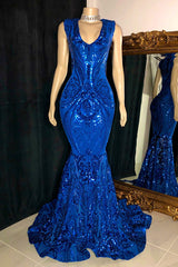 Bling Red Appliques V-Neck Sleeveless Prom Dress Bling Red Appliques V-Neck Sleeveless Prom Dress