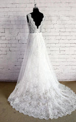 V-Neck Sleeveless Lace Appliques A-Line Sweep Train Zipper Wedding Dress V-Neck Sleeveless Lace Appliques A-Line Sweep Train Zipper Wedding Dress