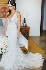Mermaid Deep V-Neck Appliques Backless Beach Lace Bohemian Wedding Dresses