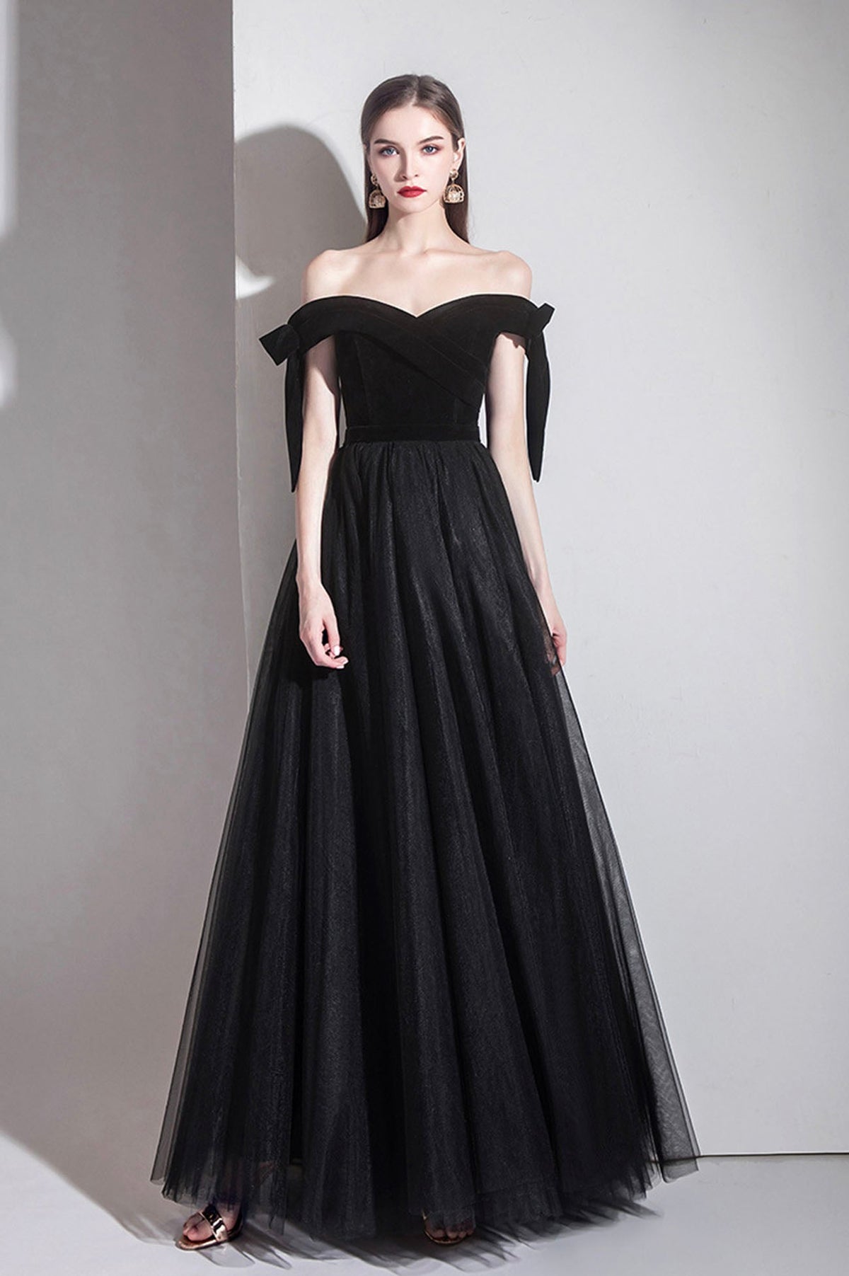 Black Tulle Off the Shoulder Prom Dress, Black A-Line Party Evening Dress