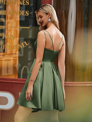 A-shaped shoulder strap with V-neck satin Homecoming dress