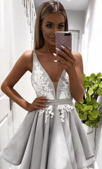 Cute gray lace short prom dress. homecoming dress
