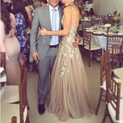 Lace Embroidery V-neck Tulle Prom Dresses Floor Length Evening Gowns