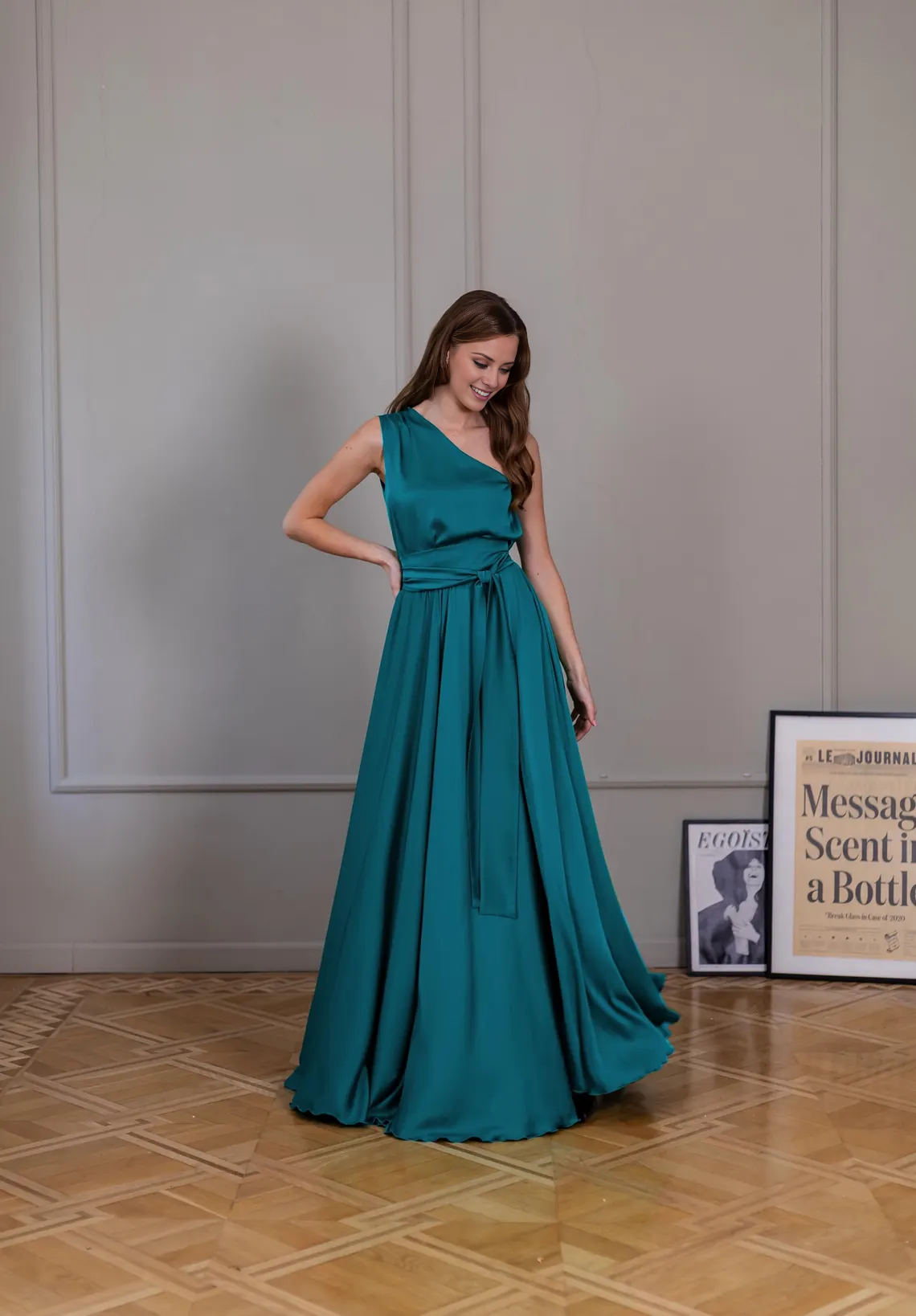 Jimiss - Asymmetric collar backless satin and floor length Prom dress