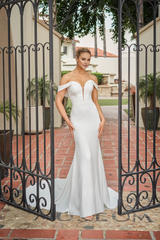 Off shoulder collar with fitted horn and floor length wedding dress