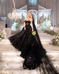 2024 Princess Black Gothic Wedding Dresses with Sequin Lace Applique