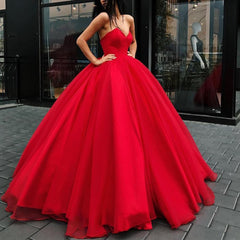 2024 Simple Black Wedding Dresses Gothic V-neck Strapless Bridal Bride Dress