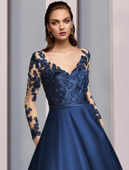 A-Line Mother of the Bride Dress Wedding Guest Elegant V Neck Satin Lace Long Sleeve with Appliques
