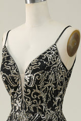 Black Golden A Line Spaghetti Straps Long Prom Dress V-neck Floor Length