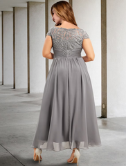 A-Line Plus Size Curve Mother of the Bride Dresses Elegant Dress Formal Length Short Sleeve  Chiffon with Pleats Ruched Appliques