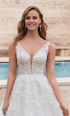 Chiffon lace deep V-neck backless floral lace and floor length wedding dresses