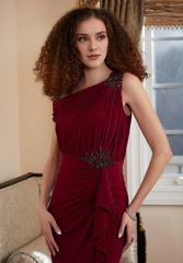 Single shoulder straps with ruffled edges and floor length for mothers of the bride dresses