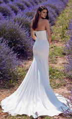 Perfect satin heart-shaped neckline straight leg shirt with side pleats and high slits satin wedding dress