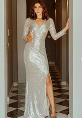 Long sleeve dress with split in full sequin