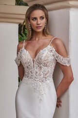 Deep V-neck handmade bead shoulder strap slim fit horn and floor length wedding dress