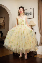 Embroidery Floral Spaghetti-straps ruched bodice tulle long prom dress