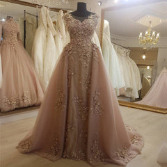 Elegant Champagne Lace Mermaid Evening Gowns