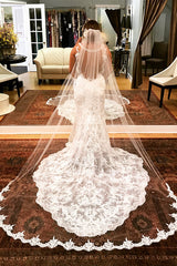 Long Mermaid V-Neck Ivory Wedding Dress with Train