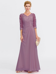 A-Line Mother of the Bride Dress Plus Size Elegant  V Neck Floor Length Chiffon Half Sleeve with Appliques Side Draping