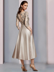 A-Line Mother of the Bride Dress Wedding Guest Elegant V Neck Satin Lace Half Sleeve with Pleats Appliques