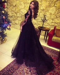 Black Tulle Prom Dresses V-neck Lace Sleeves