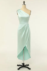 Satin One-Shoulder Bridesmaid Dress