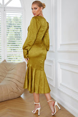 Sheath V Neck Turmeric Holiday Party Dress with Long Sleeves