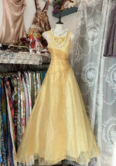 Vintage Yellow A-Line Boat Neck Tulle Long Prom Dress Simple Embroidery Applique Evening Dress  ED01592