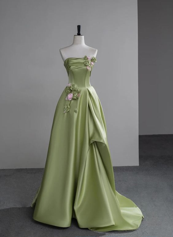 Beautiful Green A-Line Strapless Satin Applique Long Wedding Dress Cute Birthday Prom Dress ED01655