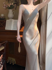 Elegant Spaghetti Strap Bodycon Dress V Neck Glitter Silk Prom Dress ED01756