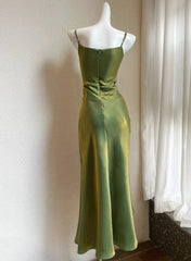 Green Bodycon Dress Spaghetti Strap V-Neck Chiffon Satin Sleeveless Prom Dress ED01760