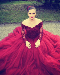 Elegant Lace Long Sleeves Tulle Ball Gowns Prom Dresses