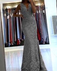 Charming V Neck Lace Mermaid Evening Dress
