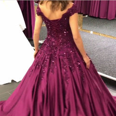 Gorgeous Lace Beaded V-neck Off The Shoulder Ball Gowns Prom Dresses