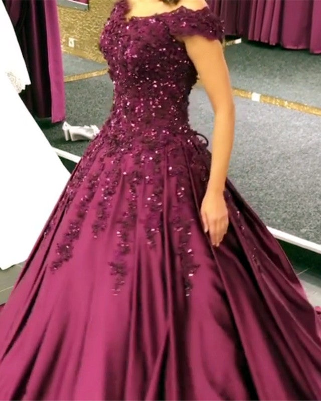 Gorgeous Lace Beaded V-neck Off The Shoulder Ball Gowns Prom Dresses