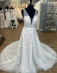 Aimishang Elegant Gorgeous A-Line V-Neck Open Back Chapel Train Wedding Dress