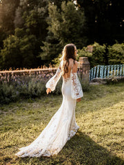Delicate Floral Lace Spaghetti Straps Long Sleeves Mermaid Wedding Dresses Elegant