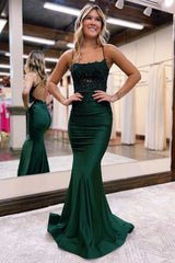 2024 Hunter Green Graduation Dresses Long Lace Mermaid Prom Dress Backless