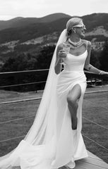 Aimishang Dress Wholesale Mermaid Beach Satin Wedding Dress Charming Bridal Gown No With Veil And Necklace
