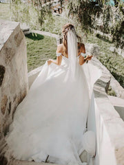 Elegant Sweetheart Off-The-Shoulder Satin Sweep Train Wedding Dresses Chiffon Gowns Simple