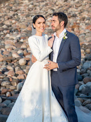Embroidery A Line Ivory Satin Modest Long Sleeves Simple Wedding Dresses Elegant Wholesale