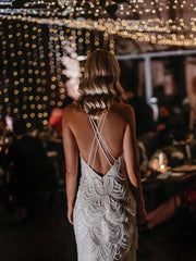 Sexy Sequin Wavy beaded lace Backless Halter Neckline Floor-length Train Wedding Dresses Elegant