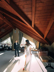 Delicate Satin Off-the-shoulder A-line Floor-Length Bridal Gowns Simple Elegant Wedding Dress Wholesale