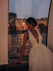 Marvelous V-neck A-line Polka Dot Lace Wedding Dresse Tulle Bridal Gowns Sexy