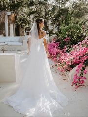 Elegant Sweetheart Off-The-Shoulder Satin Sweep Train Wedding Dresses Chiffon Gowns Simple