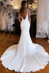 2024 Long Satin White Prom Dresses V Neck Mermaid Maxi Beach Summer Wedding Dress