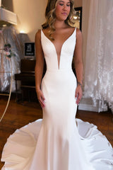 2024 Long Satin White Prom Dresses V Neck Mermaid Maxi Beach Summer Wedding Dress