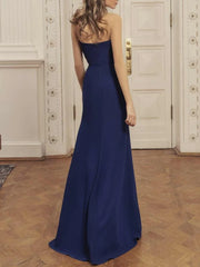 Tight fitting/cylindrical strapless sleeveless and ground slit evening dress